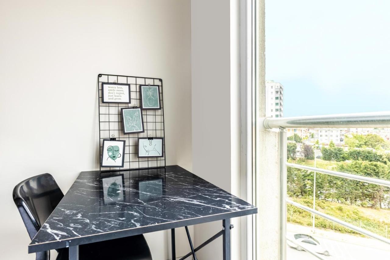Cozy And Modern Studio With View In Atasehir Apartament Istanbul